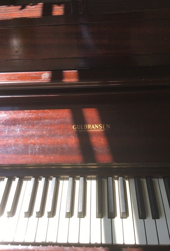 Gulbransen minuet 2024 console piano