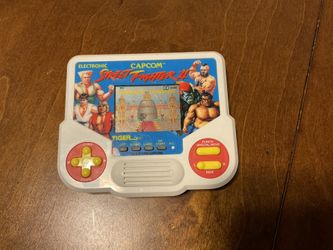 Street Fighter II Tiger Electronics LCD VIDEO GAME