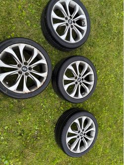 18in Hyundai wheels