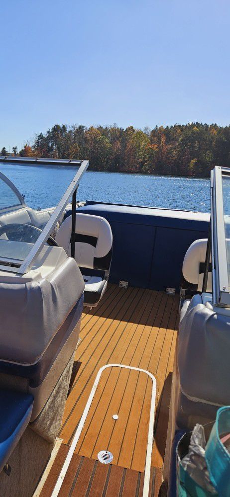 1996 Bayliner Capri 1950