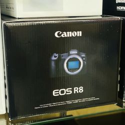 Canon R8 Mirrorless Camera