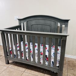 Baby Crib 