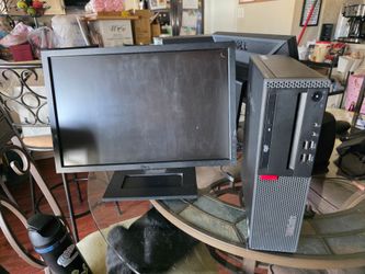 Lanovo ThinkCenter Deskstop plus Dell Monitor
