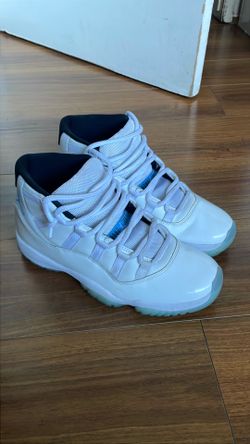 Air Jordan 11 Legend Blue