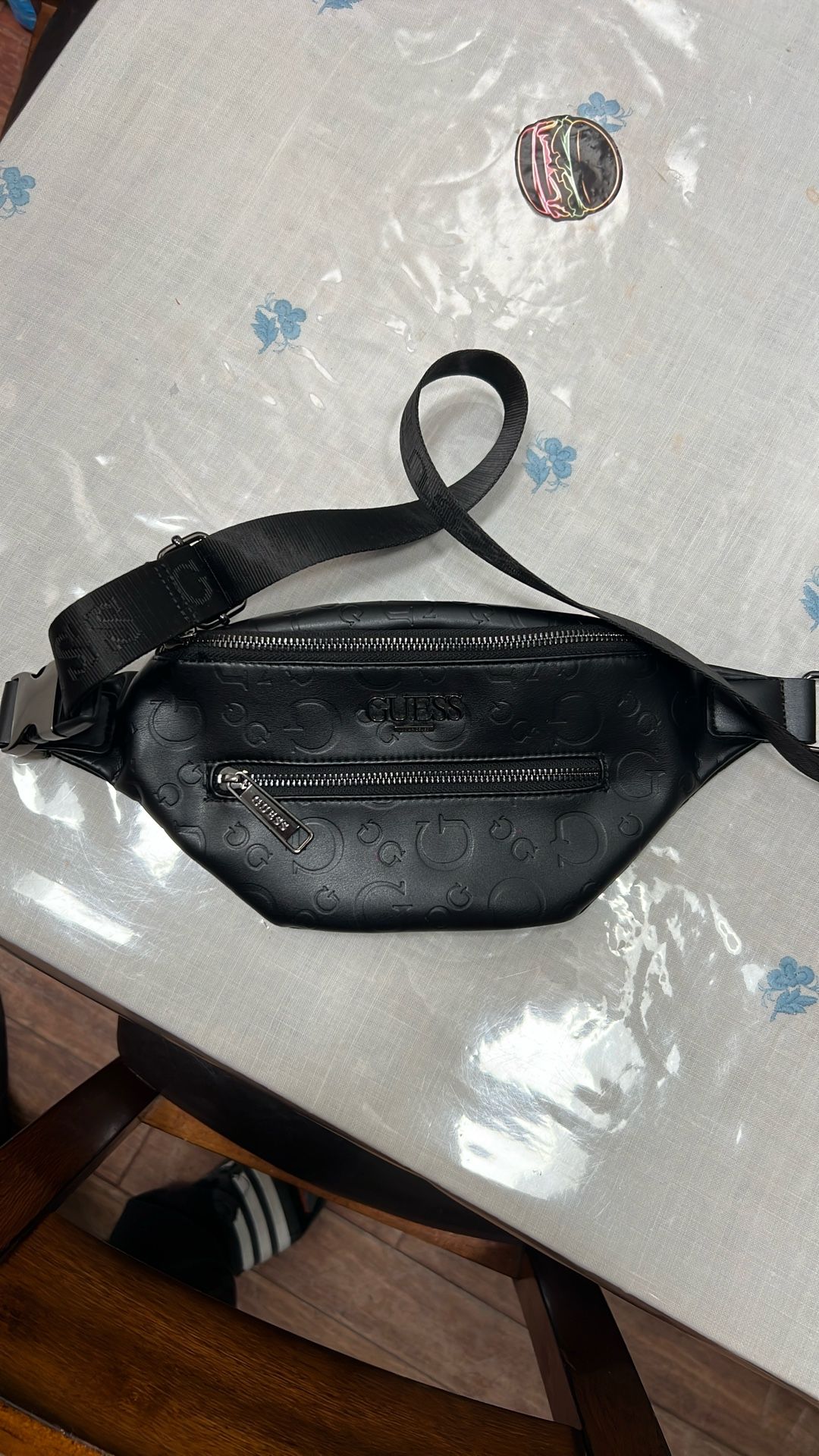 Guess Fannypack Black