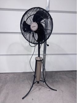 20”inch Mister Fan. 5’ft Tall