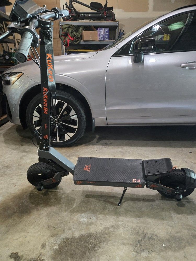 Kukirin G4 (43 mph. 43 miles range)