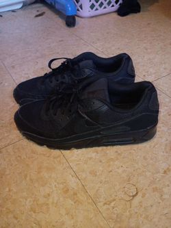 Selling this Nike air forces all black size 9 for 130$ brand new