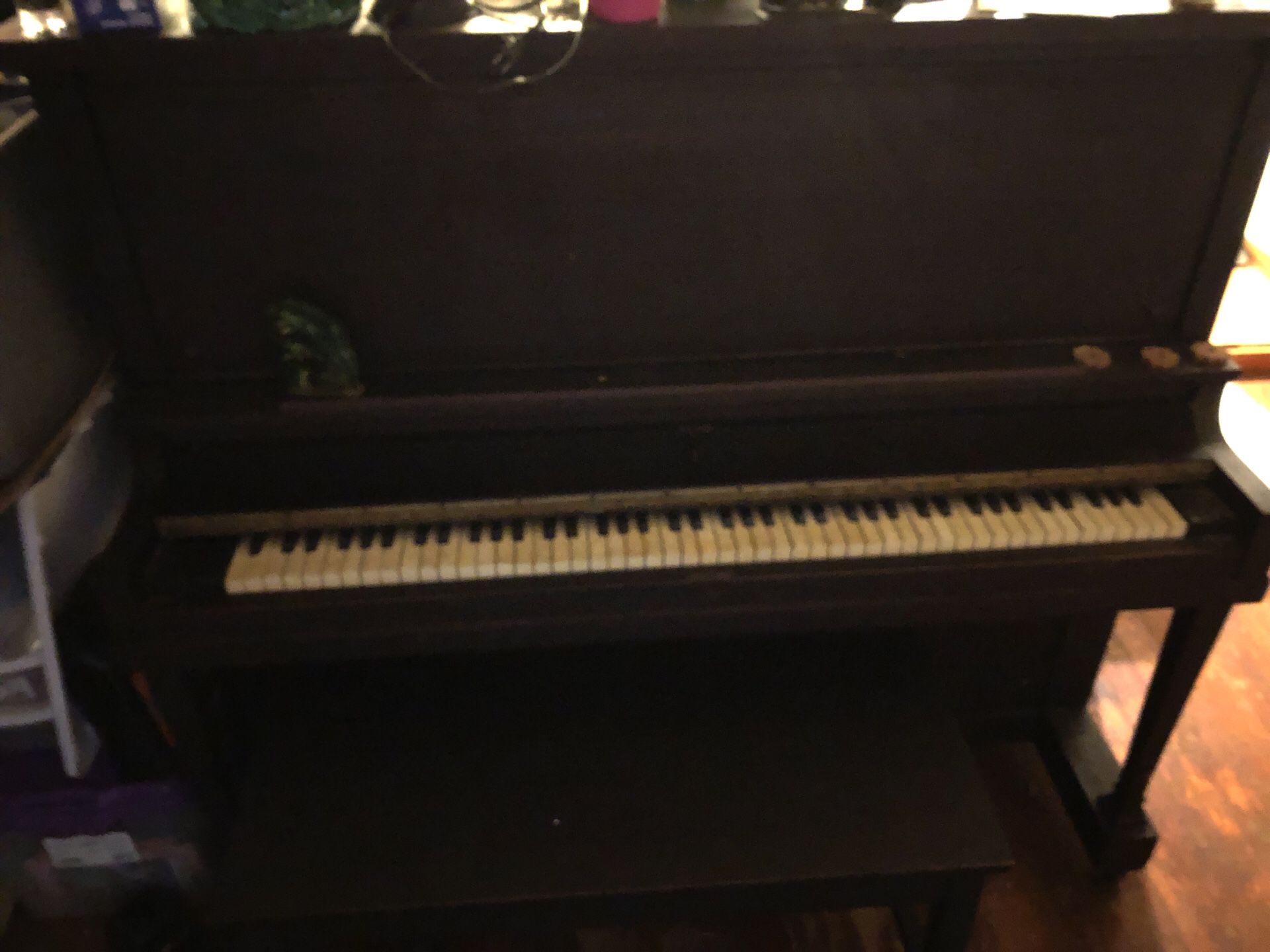 Antique piano FREE