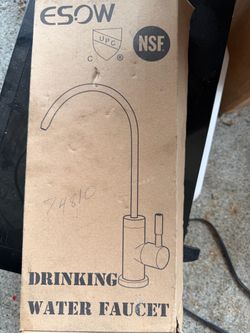 Water dispenser faucet