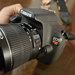 Canon EOS Rebel T5 Camera