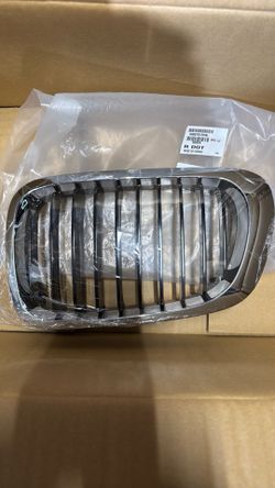 Bmw E46 chrome/black left grill