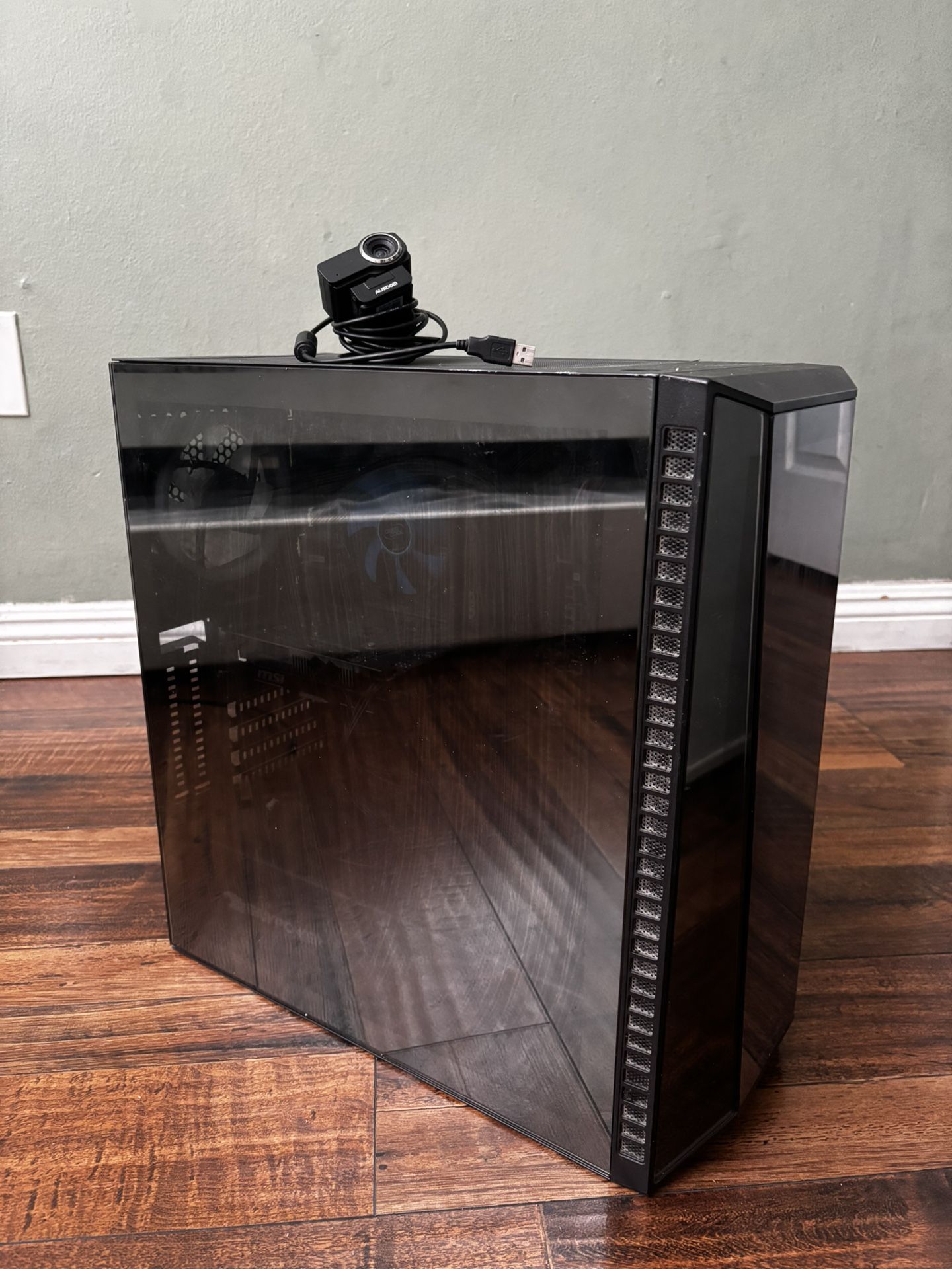 Gaming PC i3-10100 GTX 1650 TAKING OFFERS