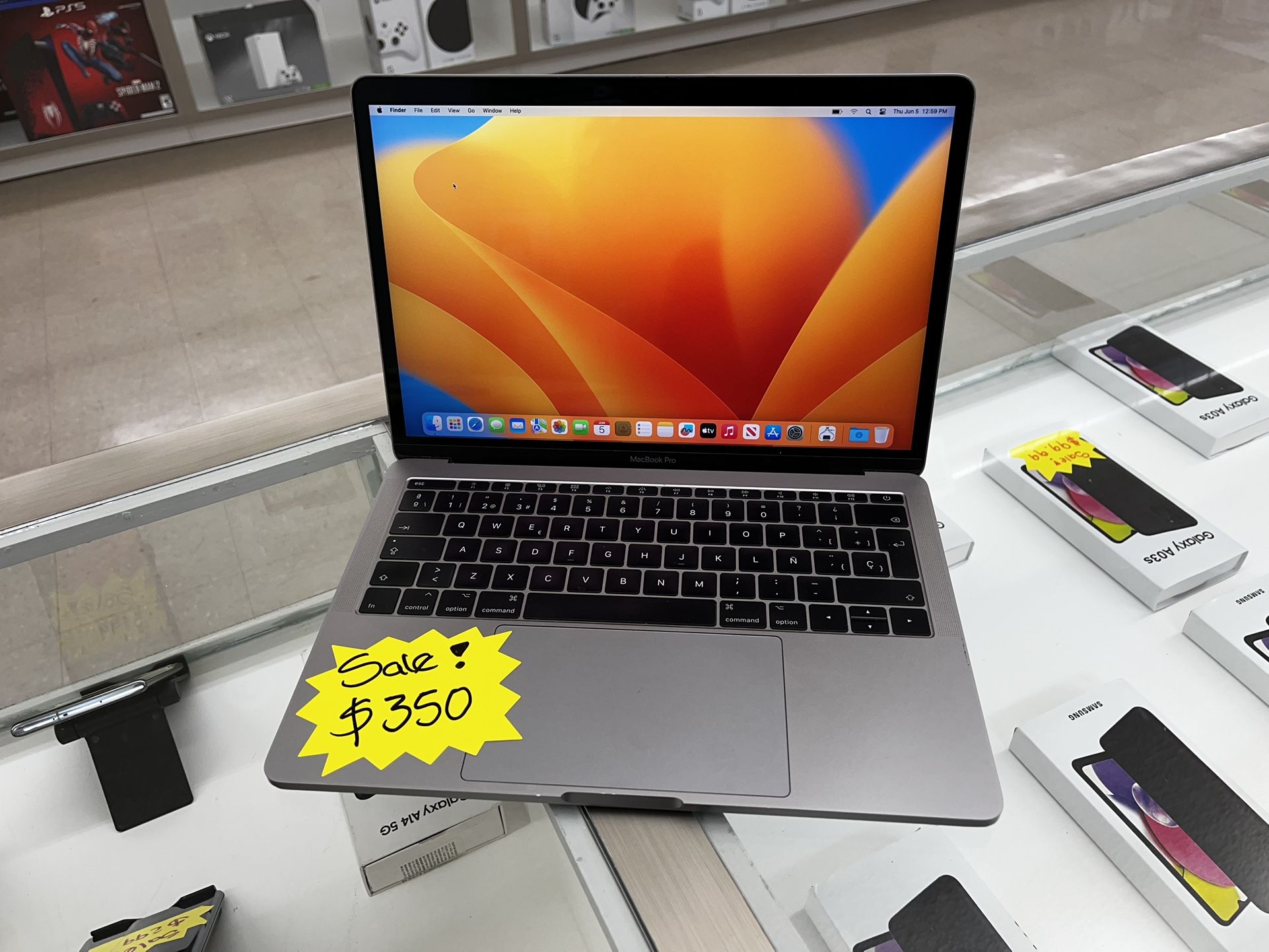 MacBook Pro 2017 8gb Ram 128gb Ssd