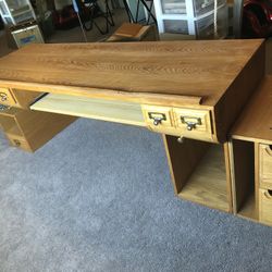 Short Oak Wood Desk lots of Drawers - Great Kid Play Area