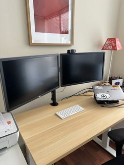 Dell Monitors with Stand (x2)