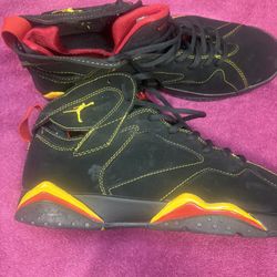 AIR JORDAN 7 Retro.   Size 13 