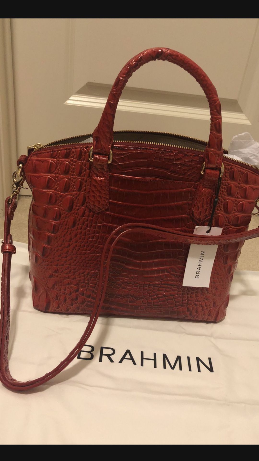 Authentic Brahmin Duxbury Satchel w/wallet for Sale in Pooler, GA - OfferUp