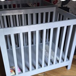 Must Go. Please Pick Up Today. $25.