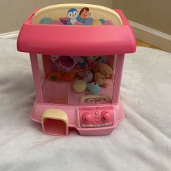 Toy Claw Machine 