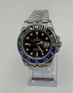 Luxury Sport Style – Black Face & Blue/Black Bezel  //  Estilo Deportivo de Lujo – Cara Negra y Bisel Azul/Negro