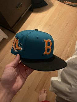 Red Sox Turquoise N Orange Sz 7