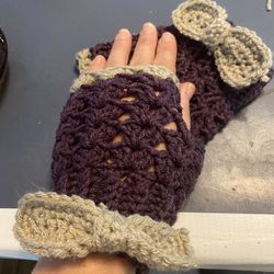 Charming Fingerless Gloves