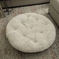 Large Plush Dog Bed 