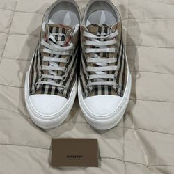 Burberry Men’s Shoes