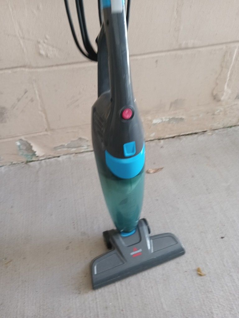 Bissell Lightweight Stick Vacuum Model 2030