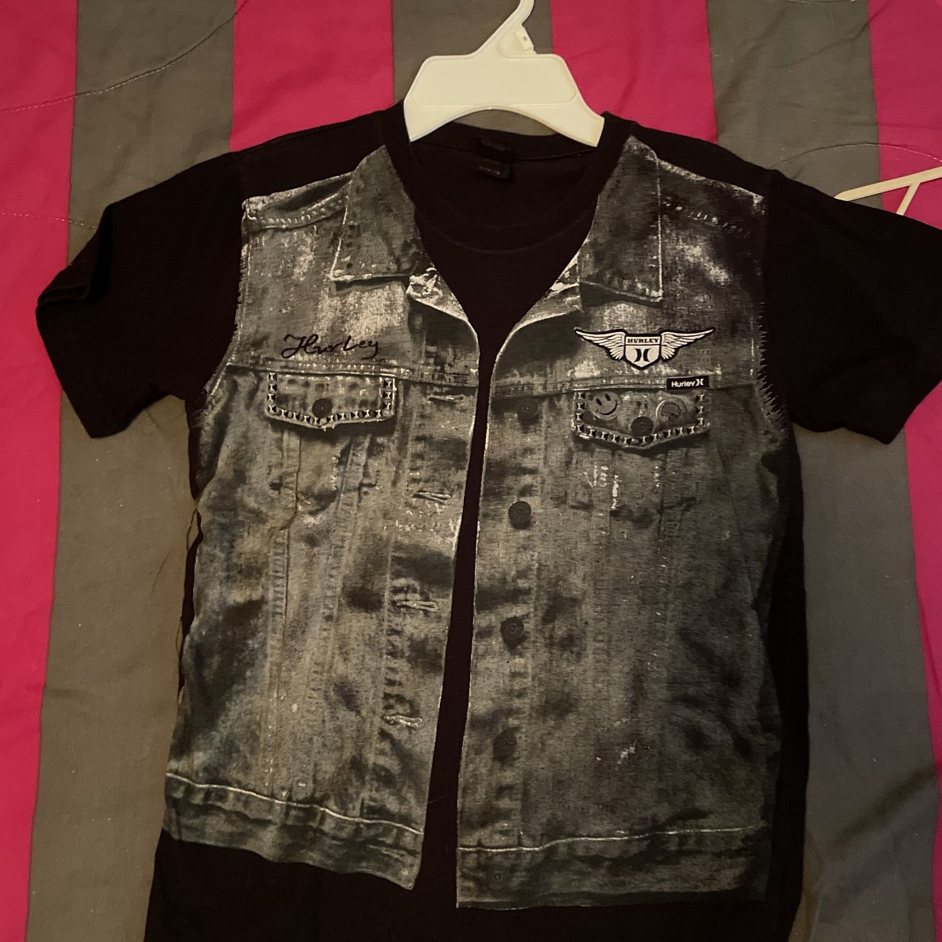 Graphic T