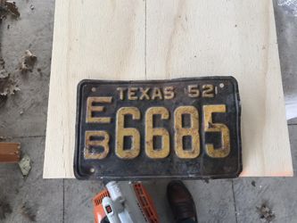 1952 Truck plate VINTAGE