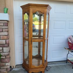 Lighted antique 5 shelves curio