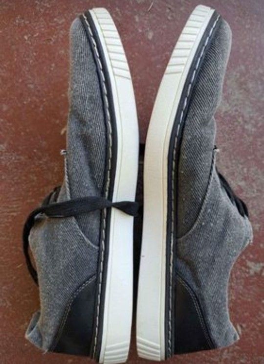 DEER STAGS Mens 11-1/2 Wide