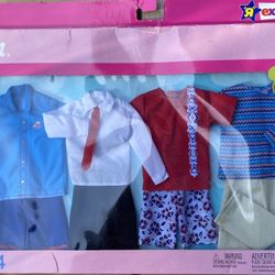 New Barbie Ken Doll 4 Outfits Toys R Us Exclusive 2002