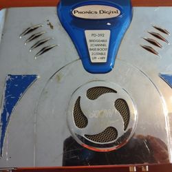 Selling This Implifier Work Good  Sounds Great 600 Watts 