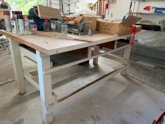 Heavy-Duty Workshop Workbench / Assembly Table