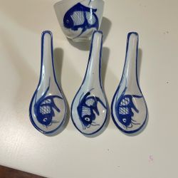 Chinese Tea Cup And Soup Spoons 