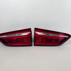 2016 - 2022 BMW X1 LH/RH DRIVER AND PASSENGER SIDE INNER LIGHT OEM