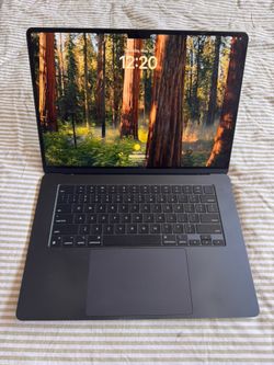 2023 M2 Apple MacBook Air 15 Inch