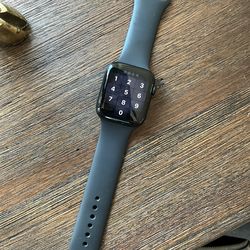 Apple Watch SE 2 44mm LTE Cellular