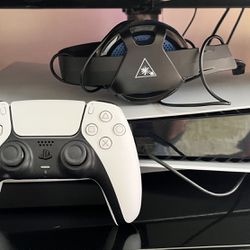 PlayStation 5 - Only 5 Hours Of Used Time