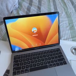 MACBOOK PRO 2017