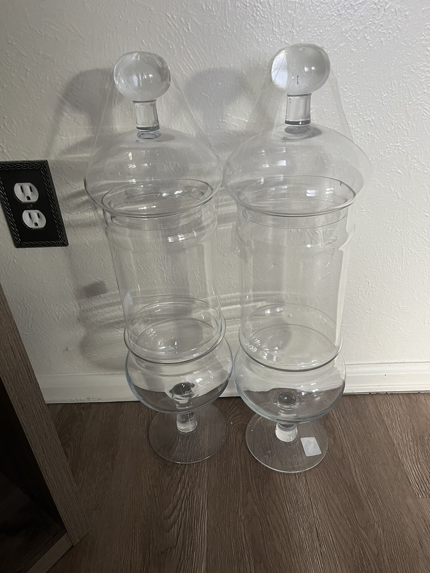 Glass Vases 22’
