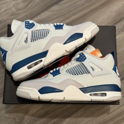 Air Jordan 4 Military Blue - Size 9