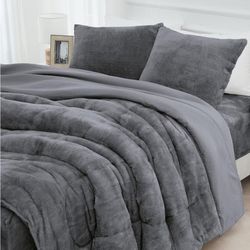 Comforter Set with Fitted Sheet ,Pillow Caes,Queen