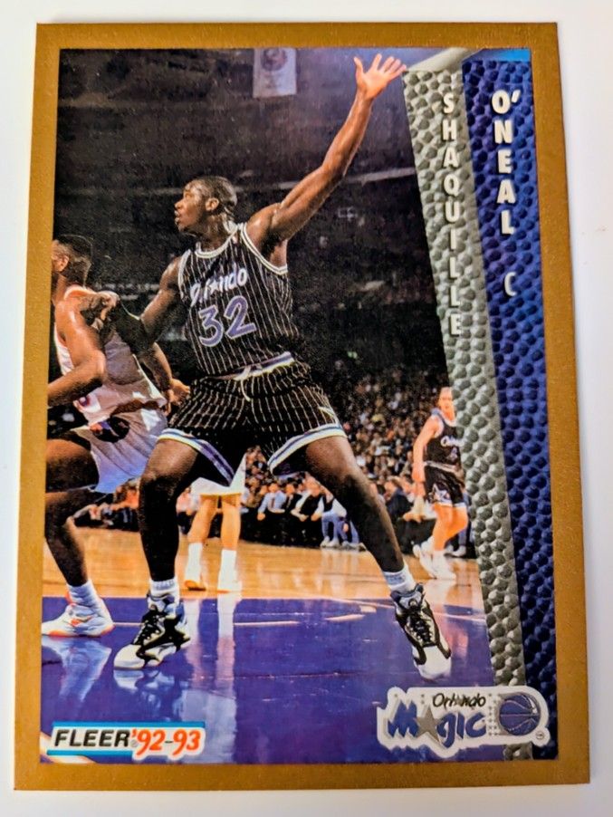 1992-93 FLEER SHAQUILLE O'NEAL ROOKIE CARD #401