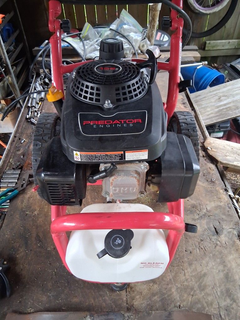Predator Pressure Washer 