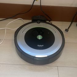 iRobot Roomba 