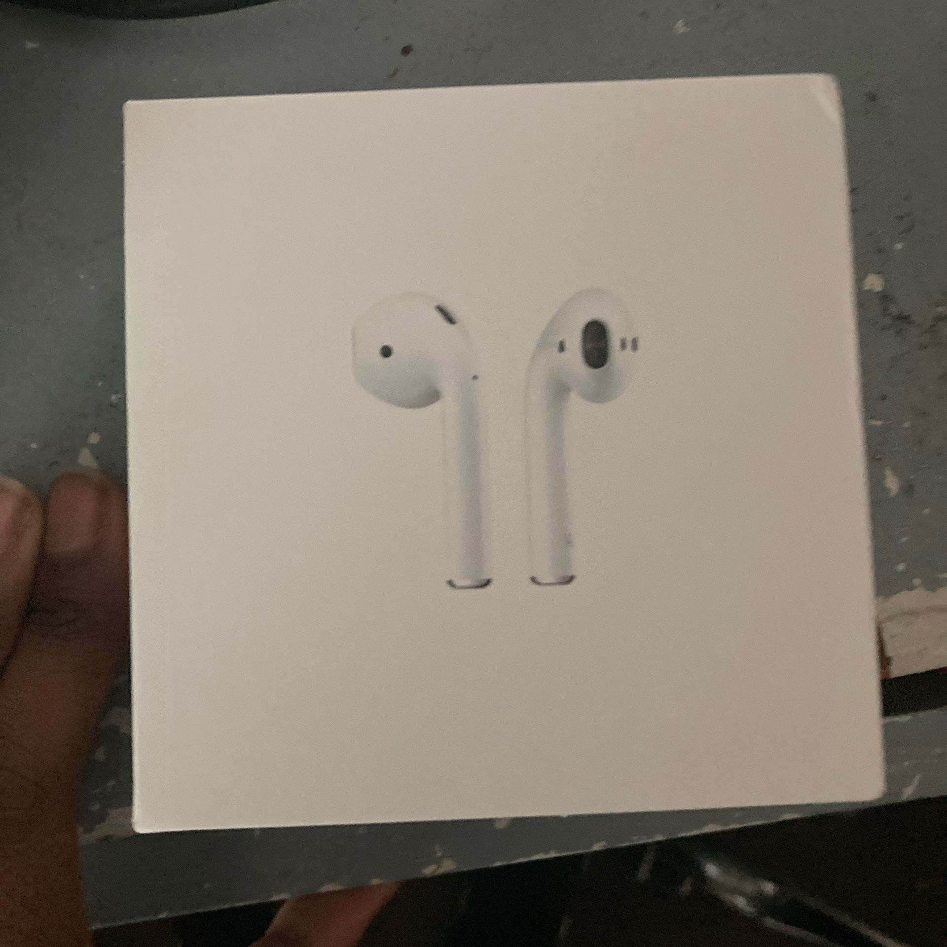 AirPods
